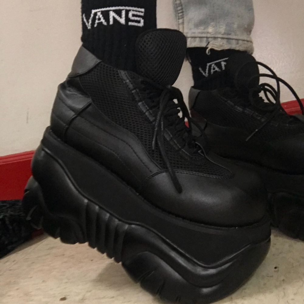 BOXER 01 Demonia boots